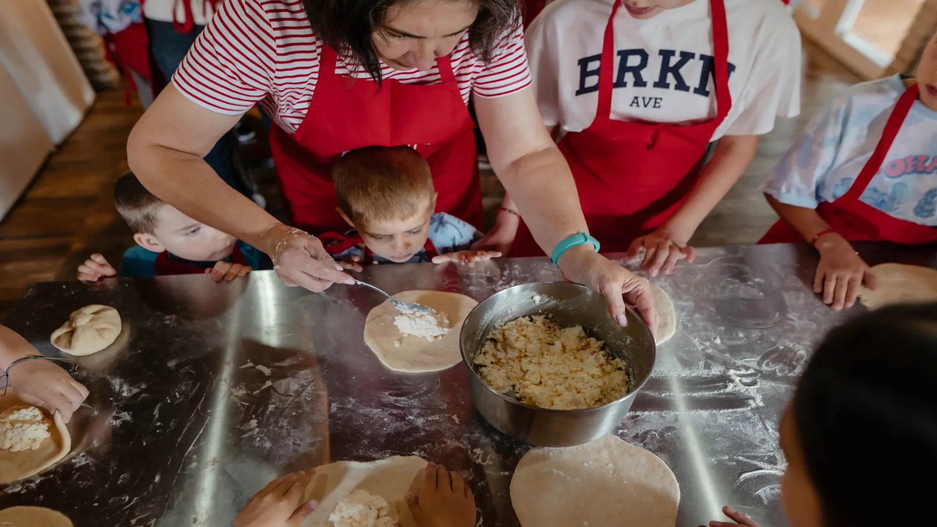Ateliere de plăcinte povestite