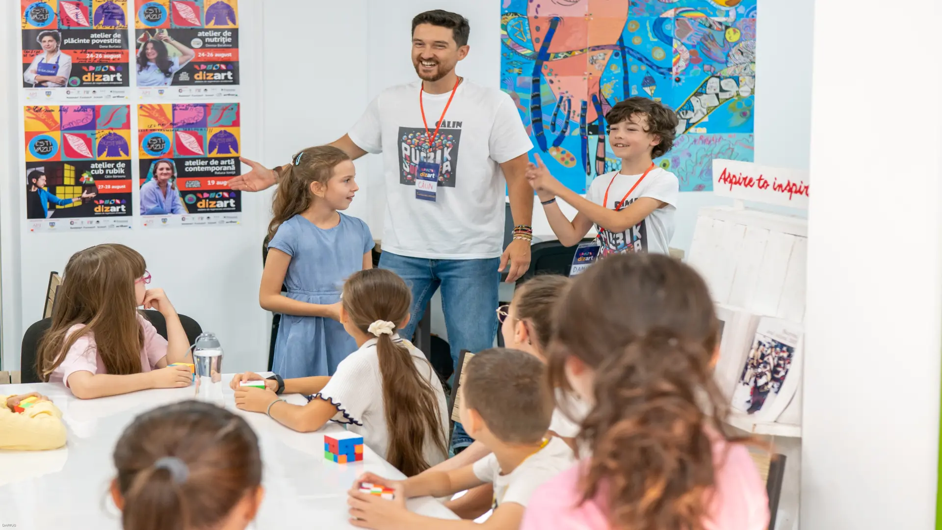 Atelierele de cub rubik