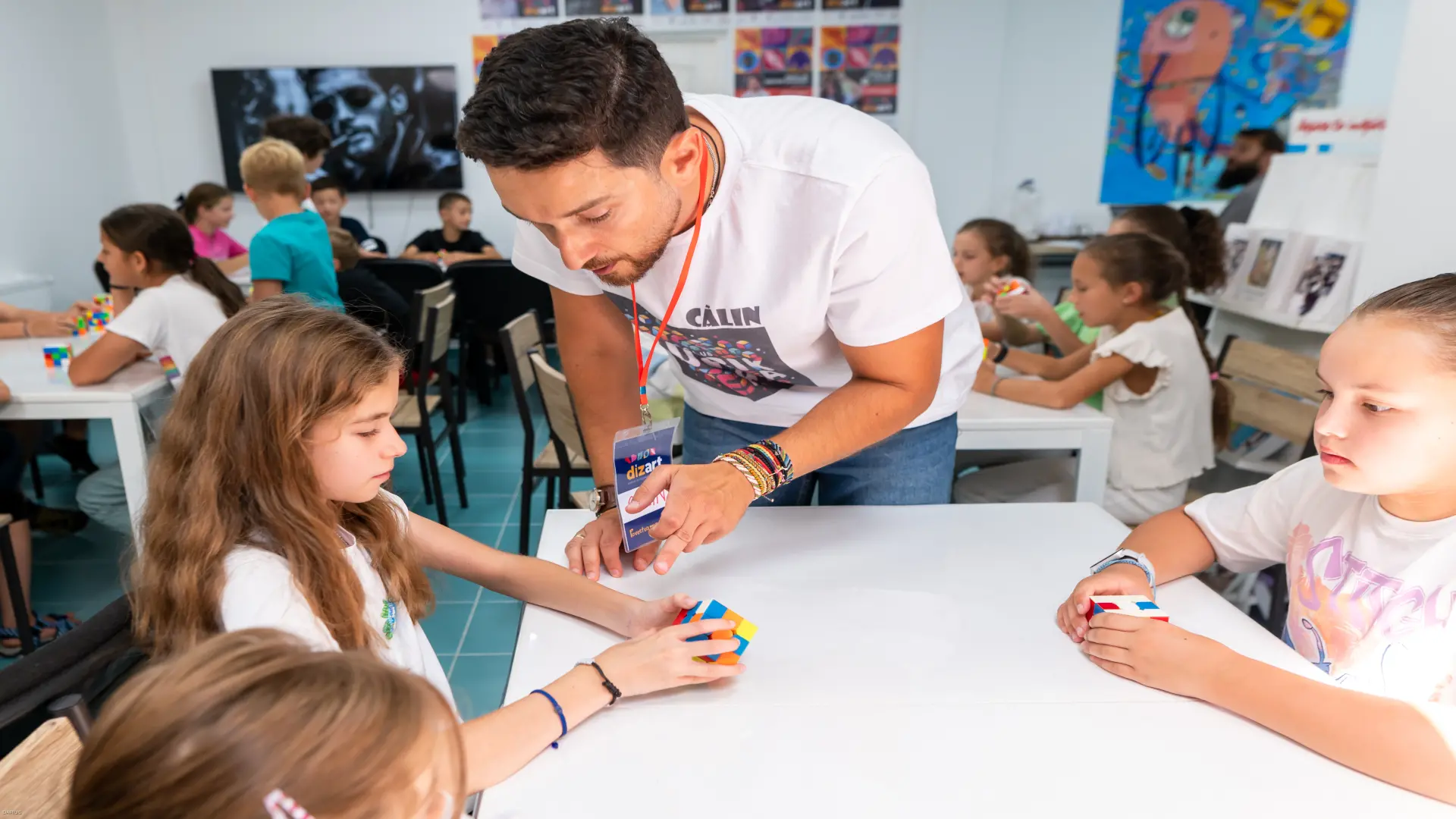 Atelierele de cub rubik