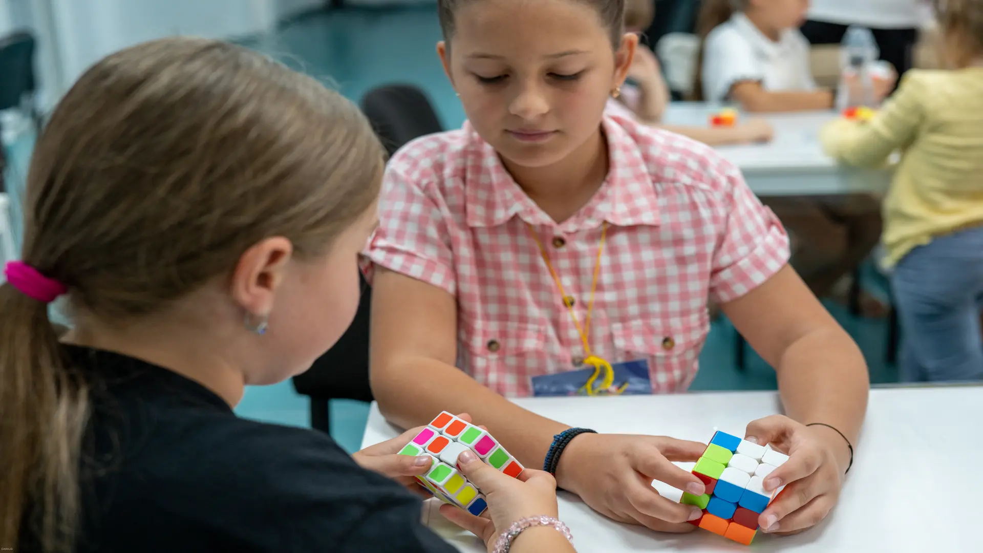 Atelierele de cub rubik