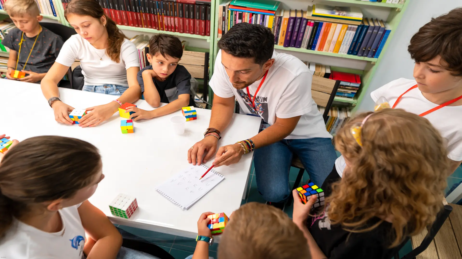 Atelierele de cub rubik