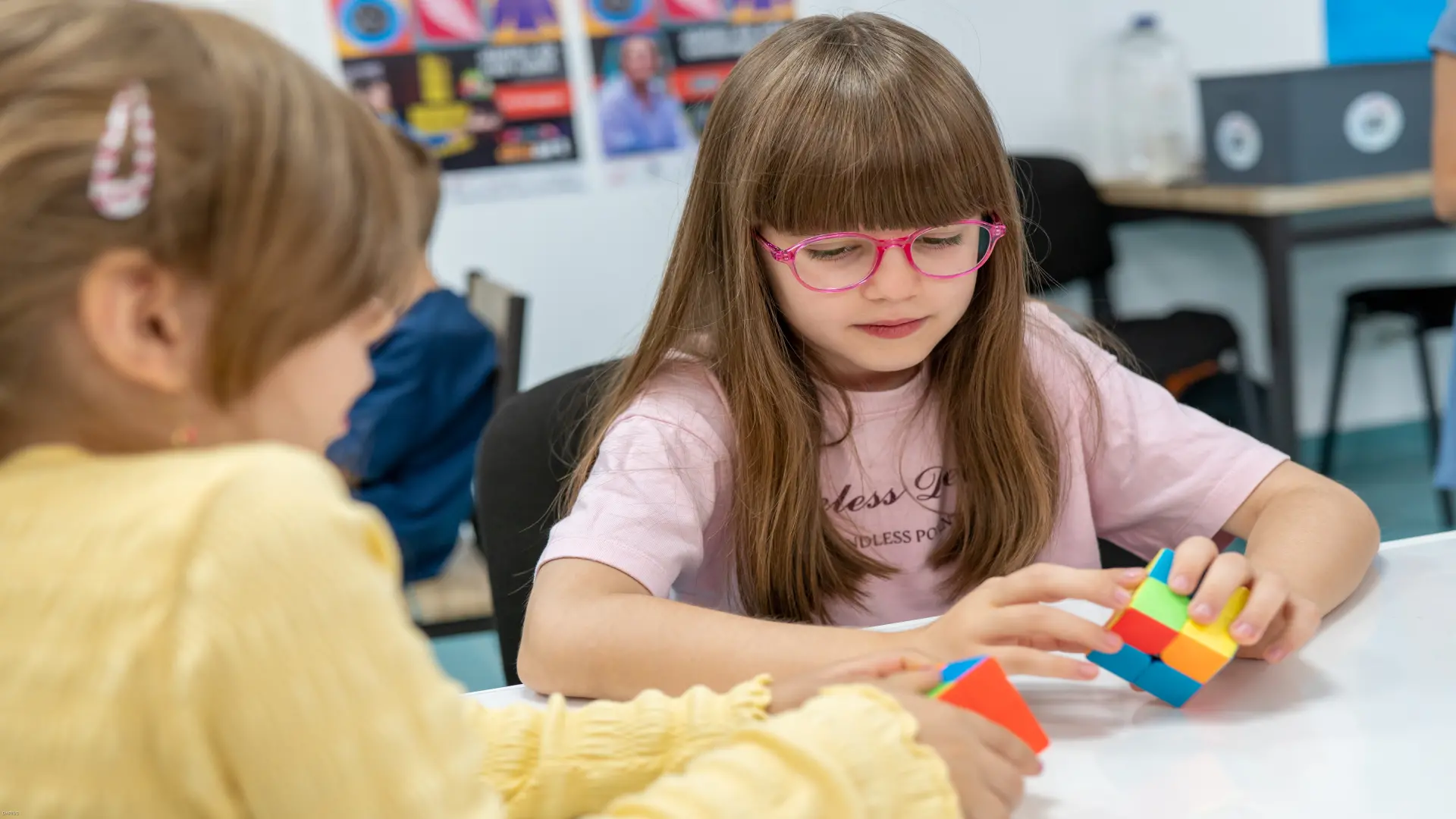 Atelierele de cub rubik