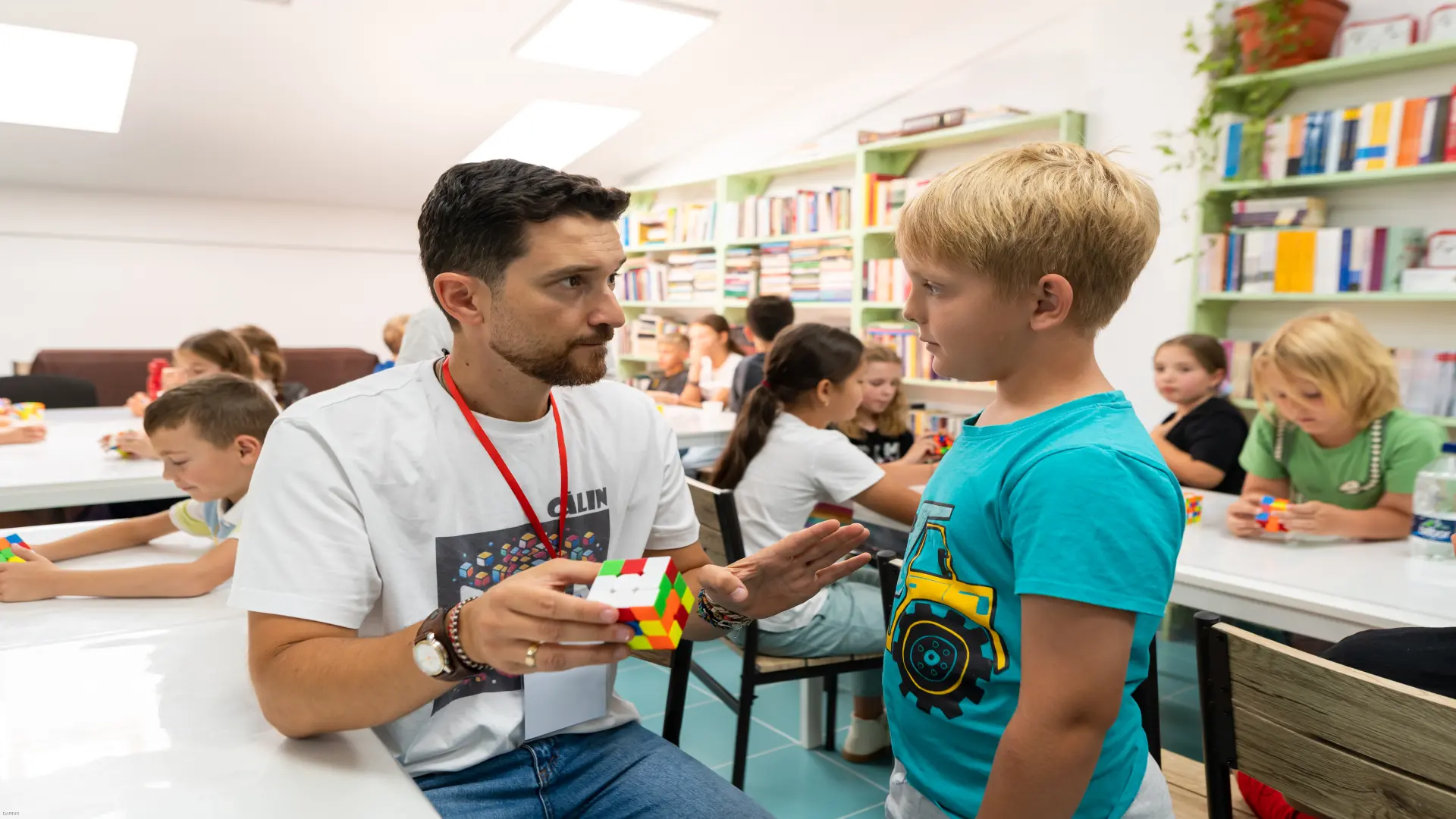 Atelierele de cub rubik