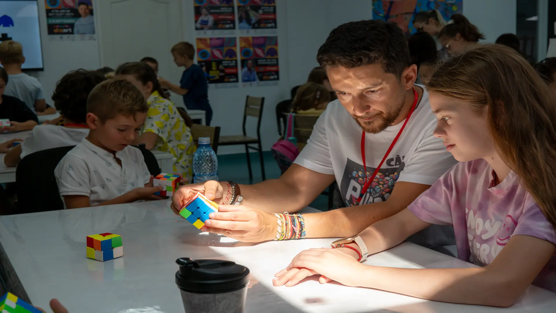 Atelierele de cub rubik